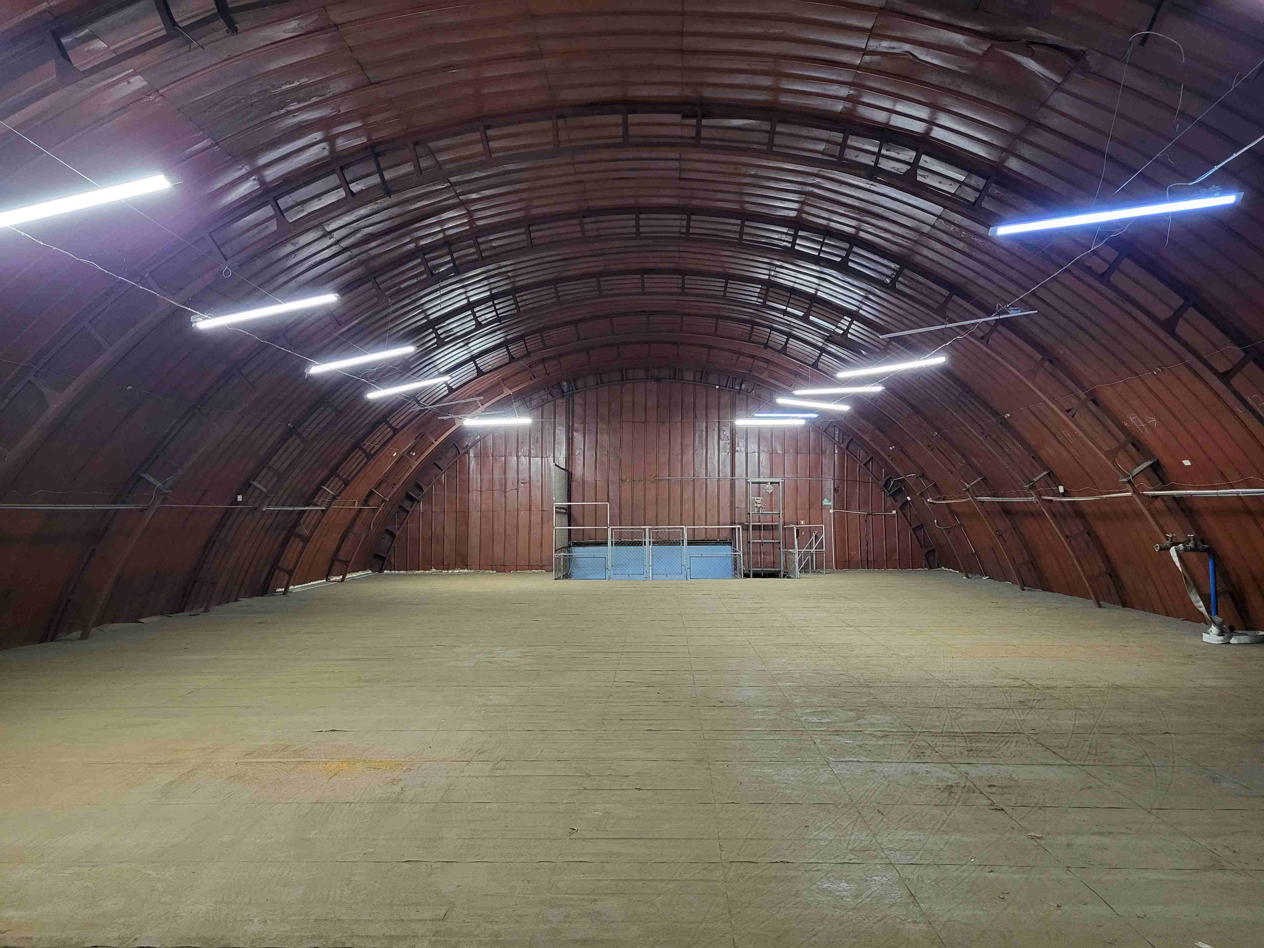 Angars Kinostudija 10